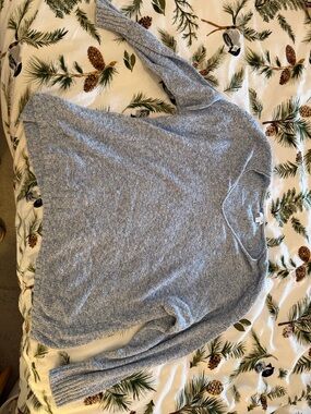 J. Jill Light Blue Heathered V-Neck Sweater